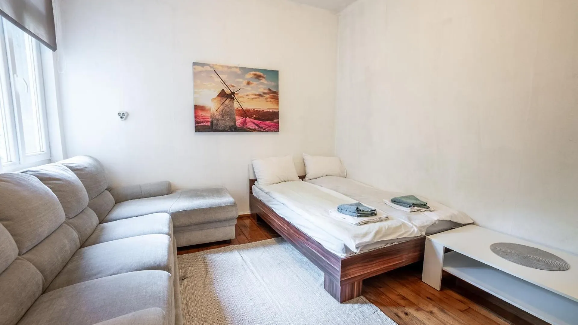 Apartment Salts Market 3Br Retreat Sofia