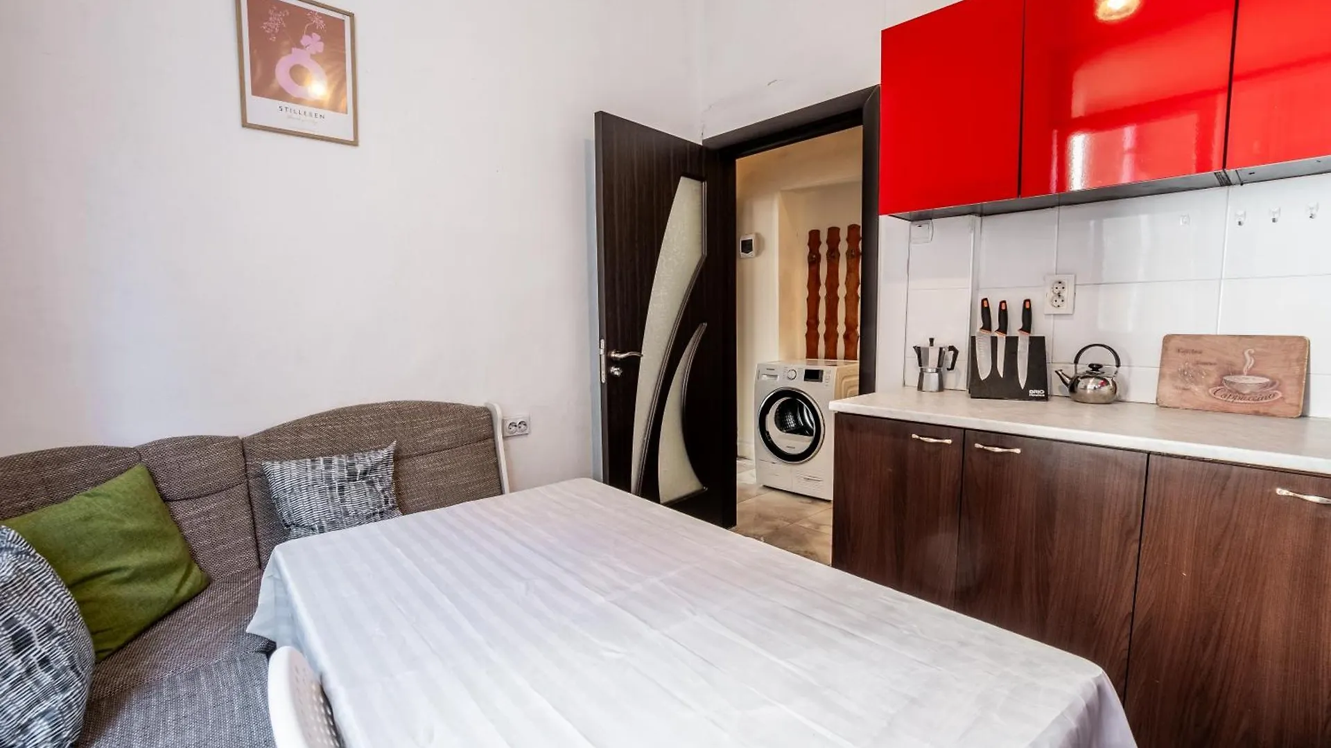 Salts Market 3Br Retreat Sofia 0*,